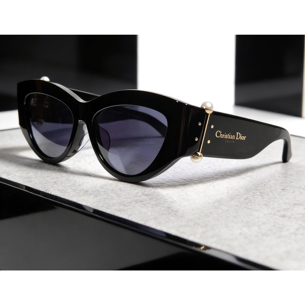 NWT Christian Dior CD40200I-01V-55 Black 55mm Sunglasses